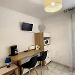 A Lamalou, 400m Du Centre, Balcon, Wifi, Animaux Bienvenus - Fr-1-451-137 Apartament