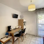 Apartament A Lamalou, 400m Du Centre, Balcon, Wifi, Animaux Bienvenus - Fr-1-451-137