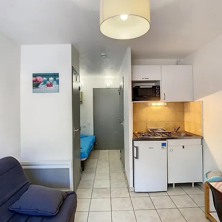 à Lamalou, 400m Du Centre, Balcon, Wifi, Animaux Bienvenus - Fr-1-451-137